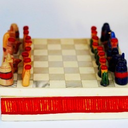 Jeu d’échecs en poterie artisanale