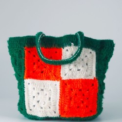 Sac vert en crochet artisanal