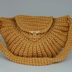 Sac beige en crochet artisanal